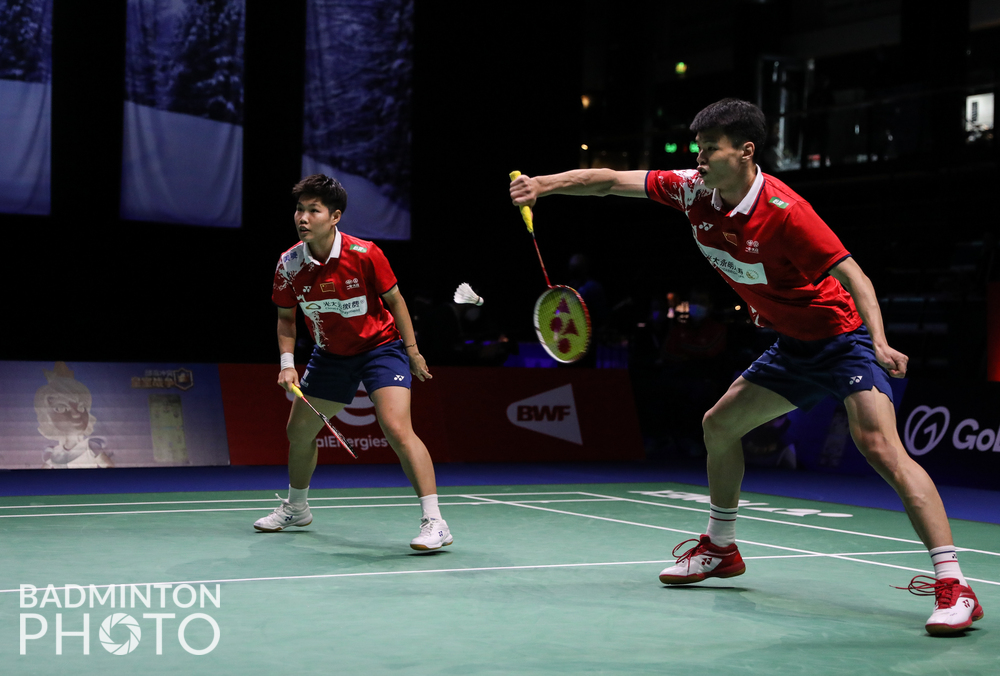 丹麦队碾压泰国队,黄鸭组合高光表现 丹麦队碾压泰国队,黄鸭组合高光表现