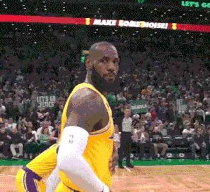 湖人翻盘魔术，德罗赞刷新纪录