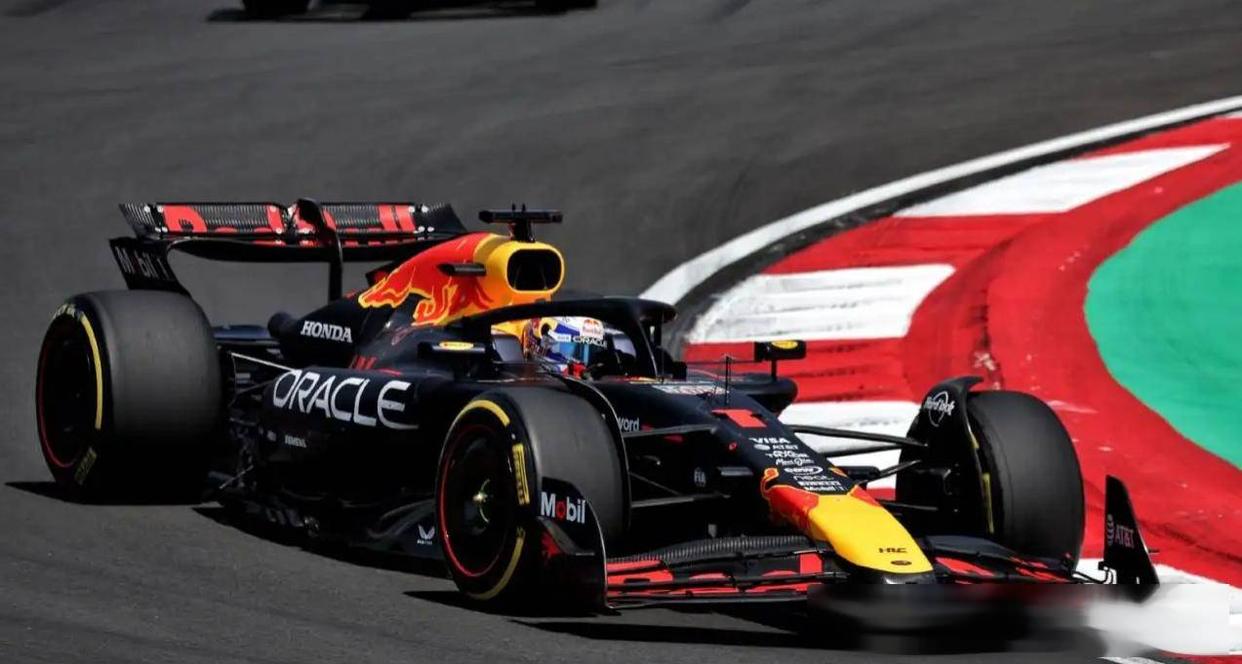 威廉姆斯力克红牛车队，皮亚斯特里扛起全队