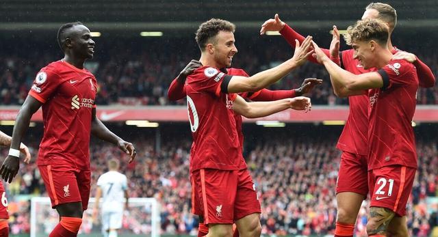 巴萨翻盘瑞典，格拉利什惊艳世界