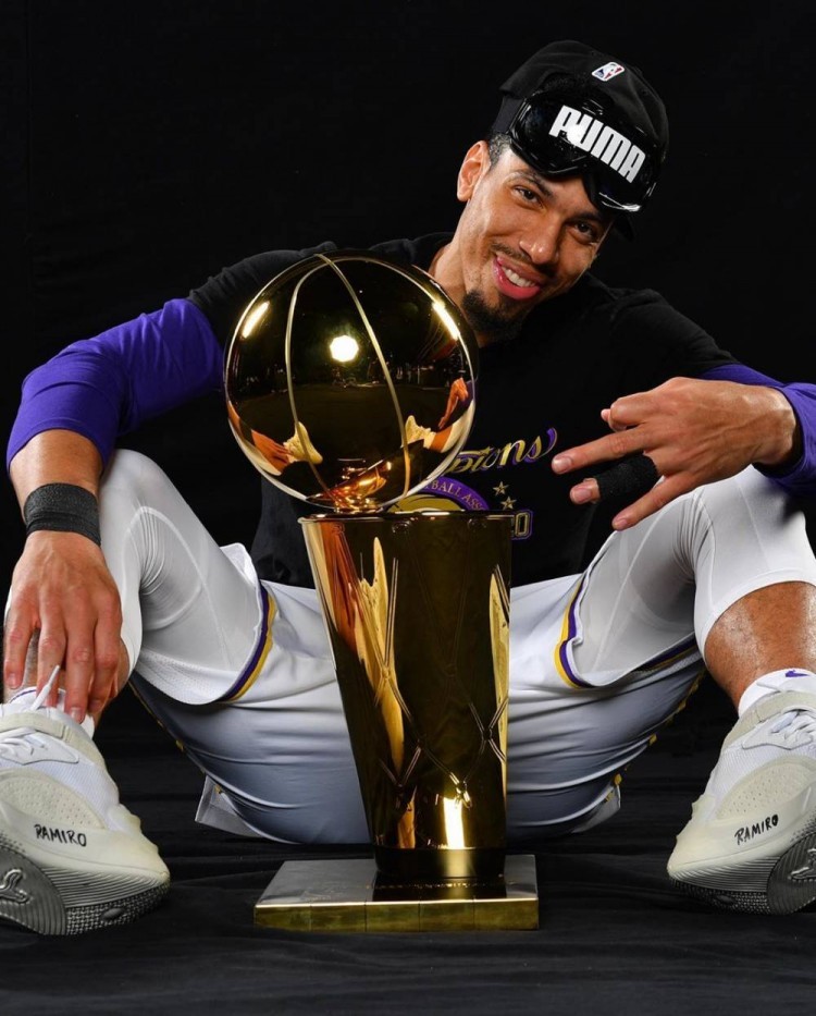 快船横扫公牛，丹尼·格林高光表现