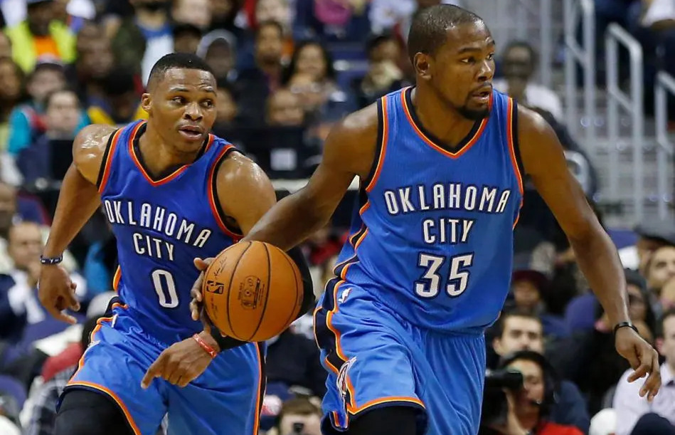 逆袭成功！球队反转对手，全场领先锁定胜局