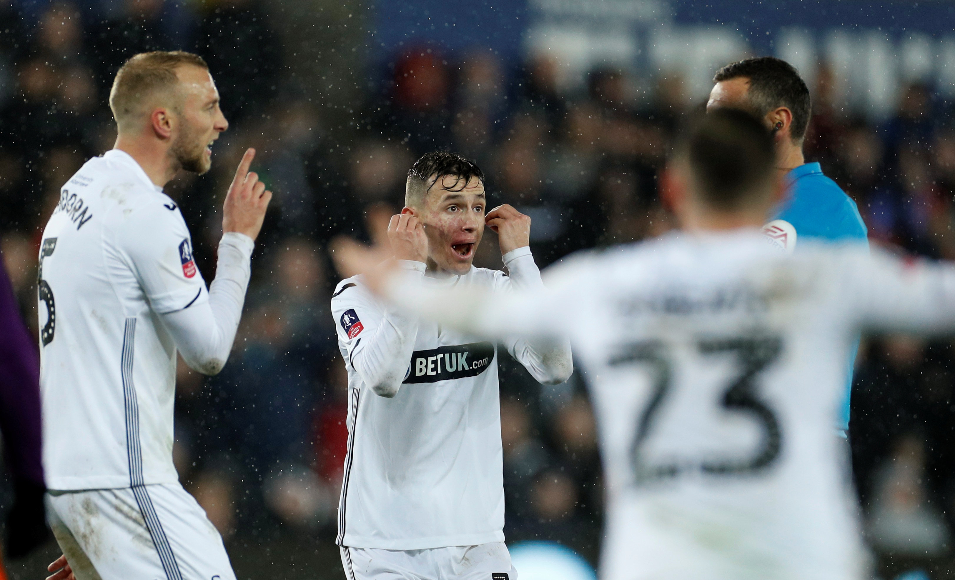 射门如箭得胜归来，晋级半决赛寻求突破