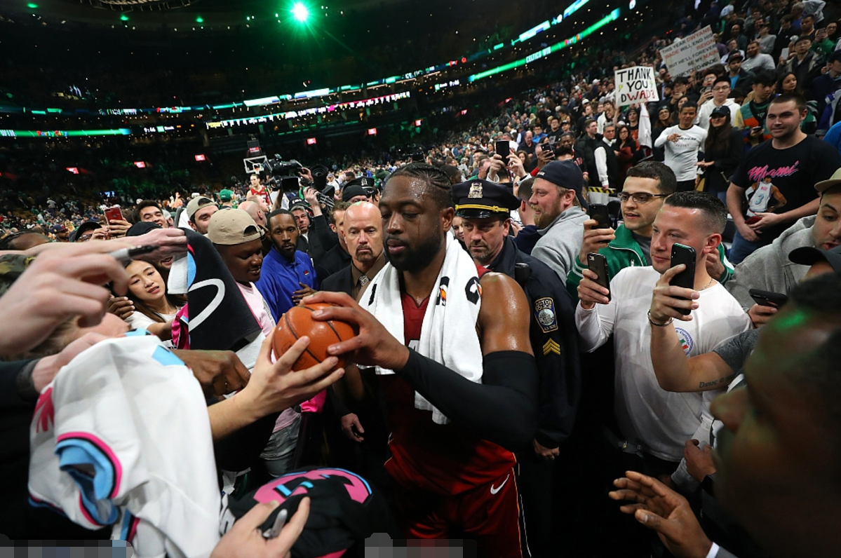 绿军重回巅峰，东部最强球队冠军在望！