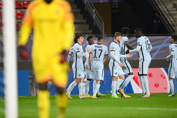 瑞士横扫塞维利亚,若日尼奥刷新纪录 瑞士横扫塞维利亚,若日尼奥刷新纪录